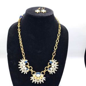 Chloe + Isabel Morningtide necklace & earrings